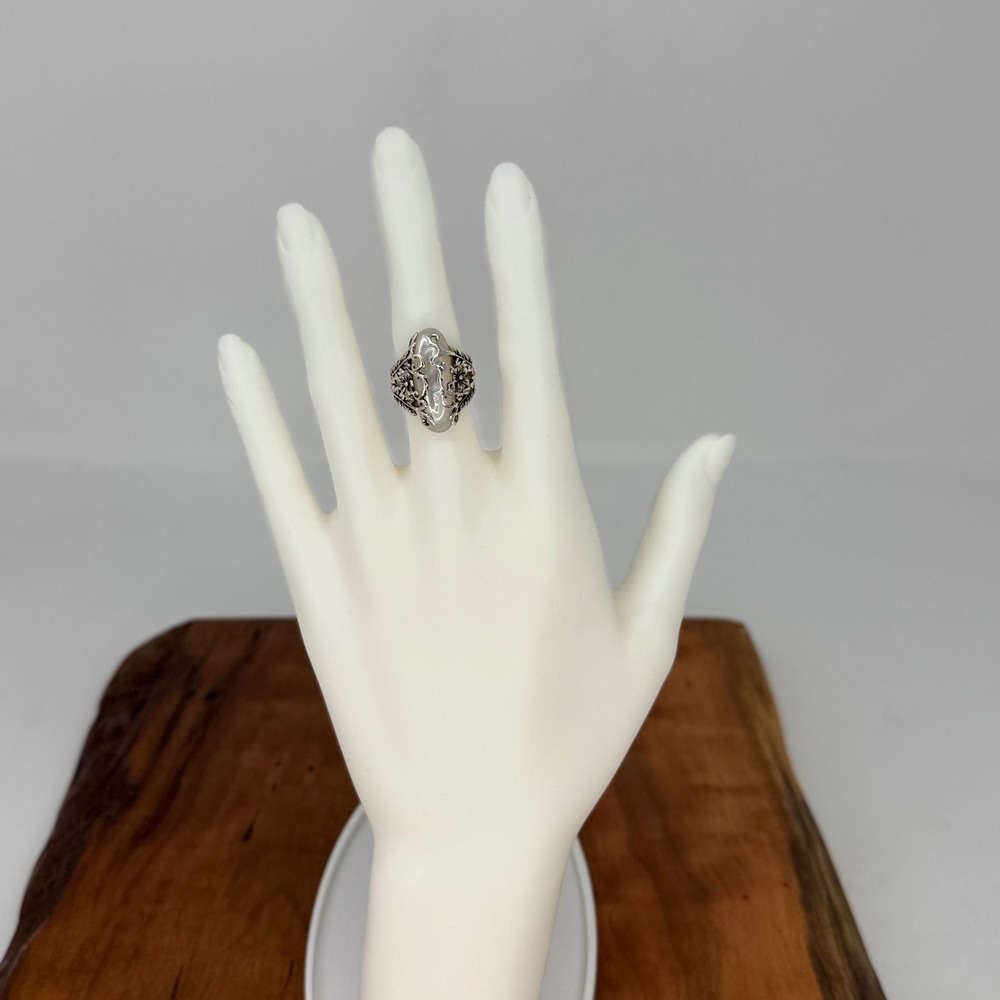 Sterling Silver Floral Filigree Ring with Mother of Pearl CFT Thailand Size 7